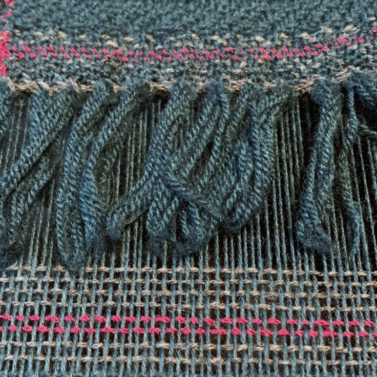 Fringe on the sample